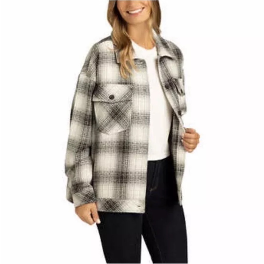Boston traders women’s shirt jacket button up, black plaid
